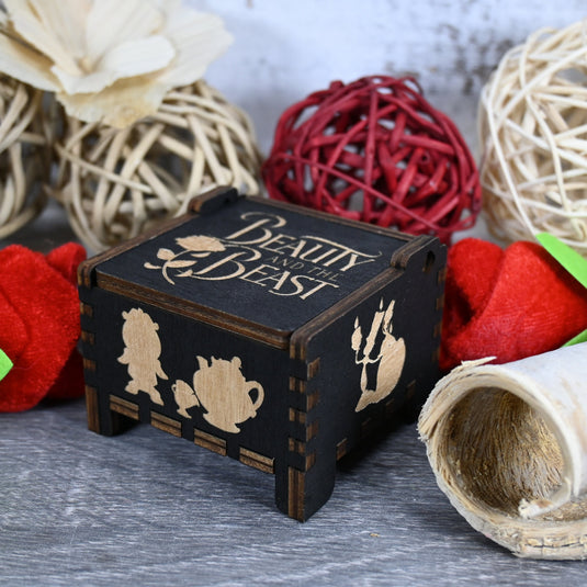 Beauty and the Beast is a timeless masterpiece that has entranced audiences for generations. The music box, featuring the iconic tune Tale as Old as Time, is as enchanting as the film itself.